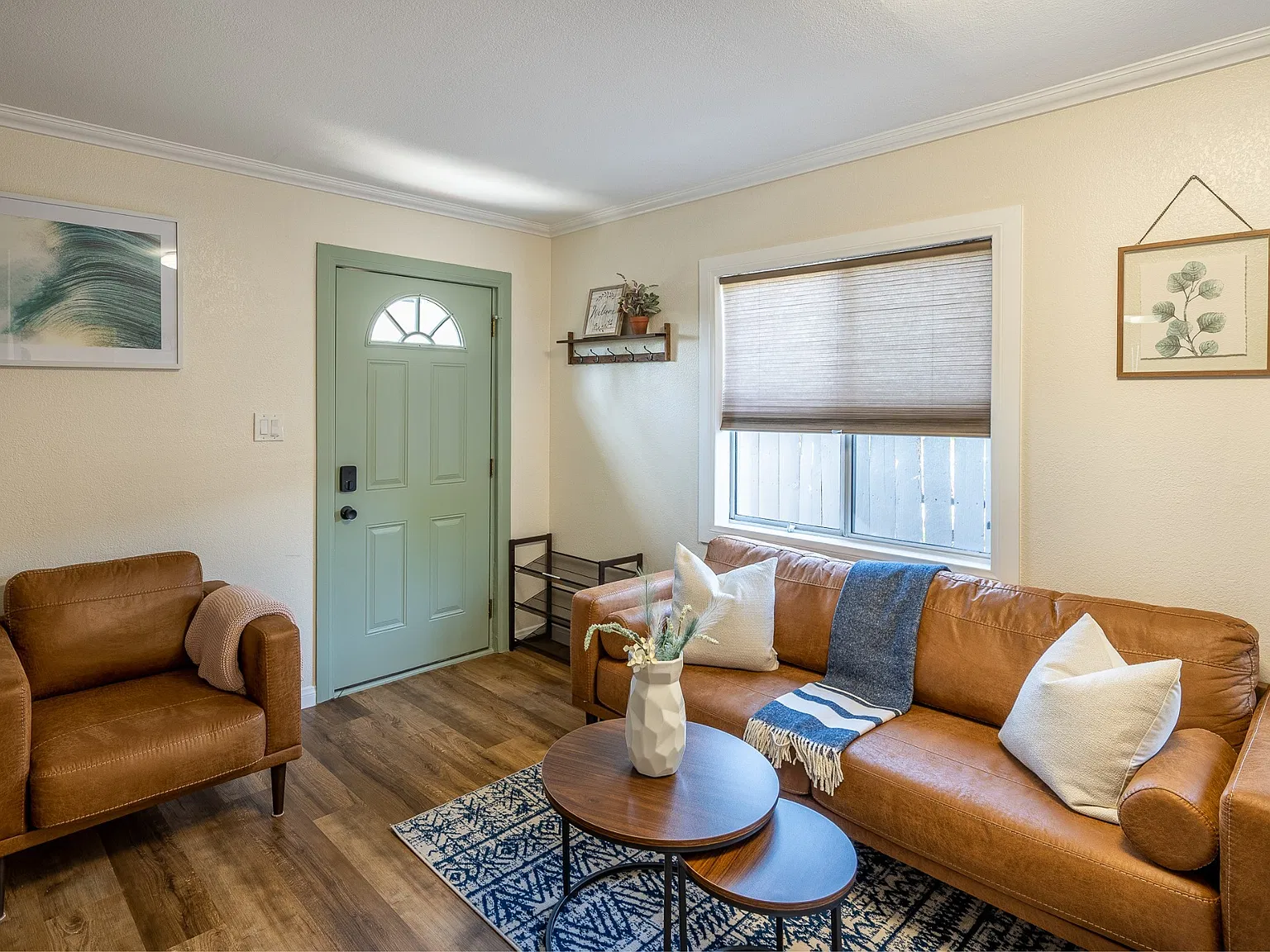 2 bed, 727 sqft, $2,900 — Photo 3