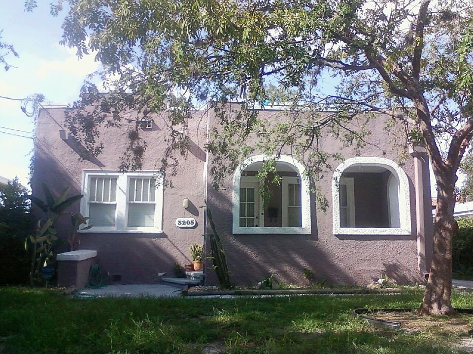 1st image of 3205 W Santiago St