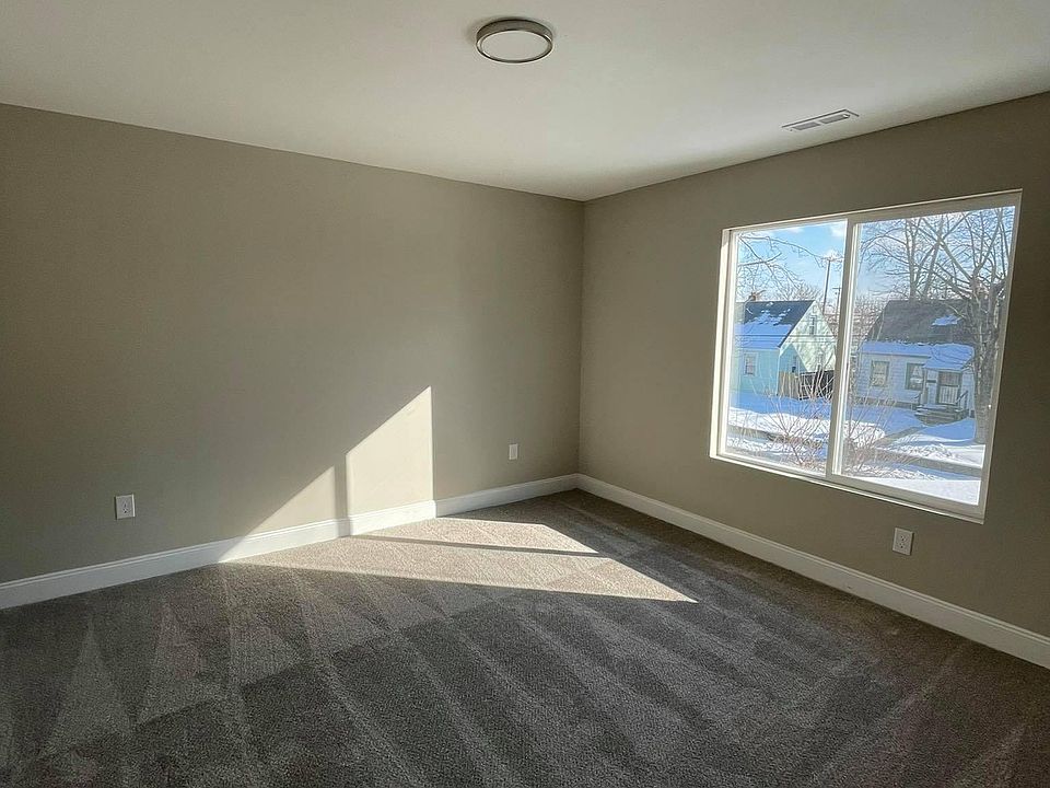 Bedroom 1 (Master)