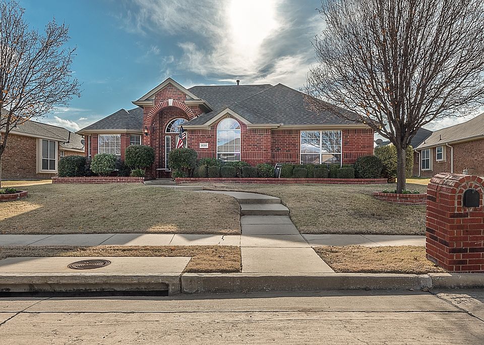 1st image of 10209 Evergreen Dr