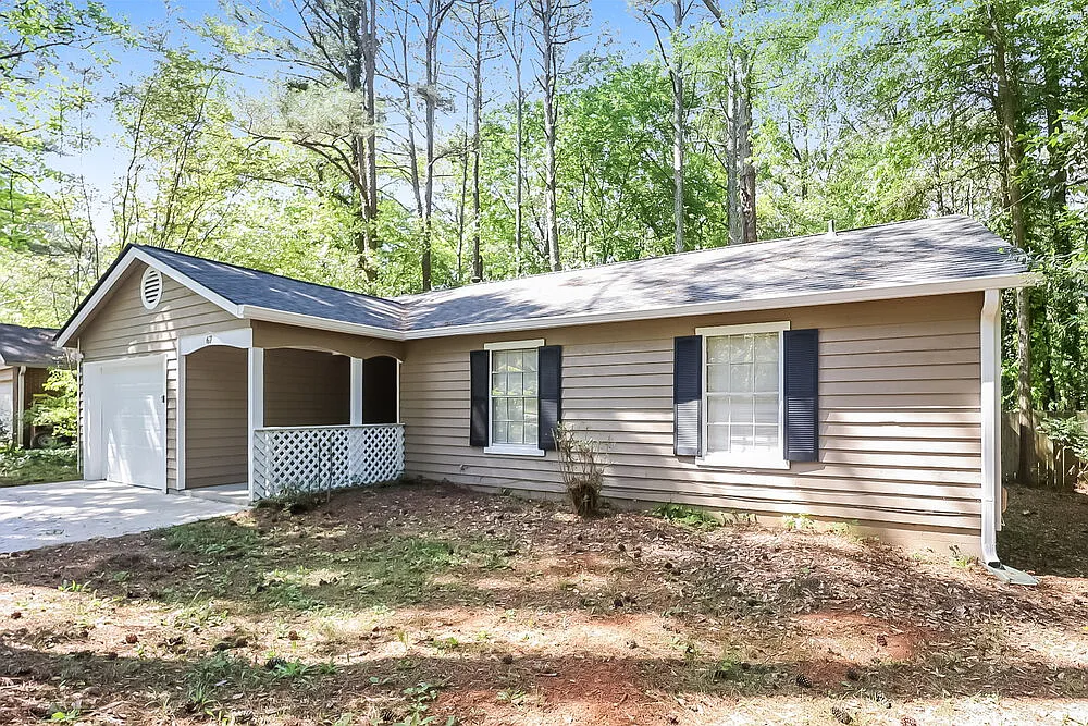 3 bed, 2.0 bath, 1209 sqft, $1,670 — Photo 3