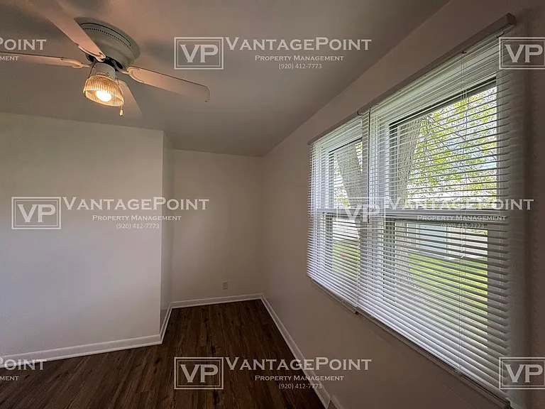 714 Buchholz St — Photo 11
