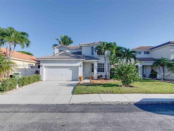 4th image of 16525 NW 19th St