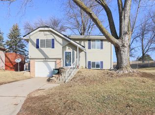314 Laurie Cir, Neola, IA 51559