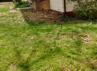 200 E 6th St, Meta, MO 65058