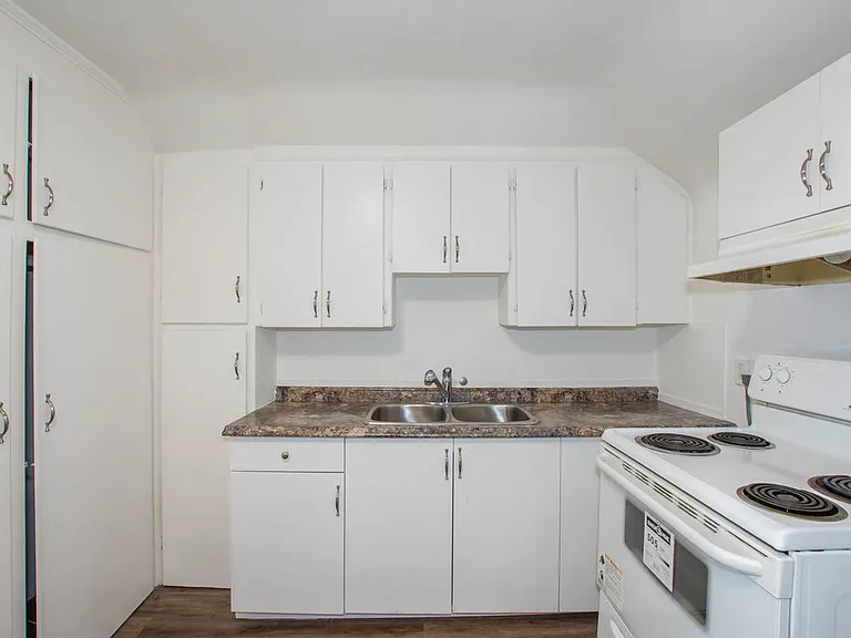 44 Rodman St #3 — Photo 7