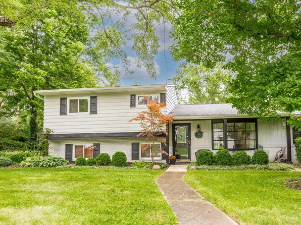 1022 Larkstone Dr, Columbus, OH 43235