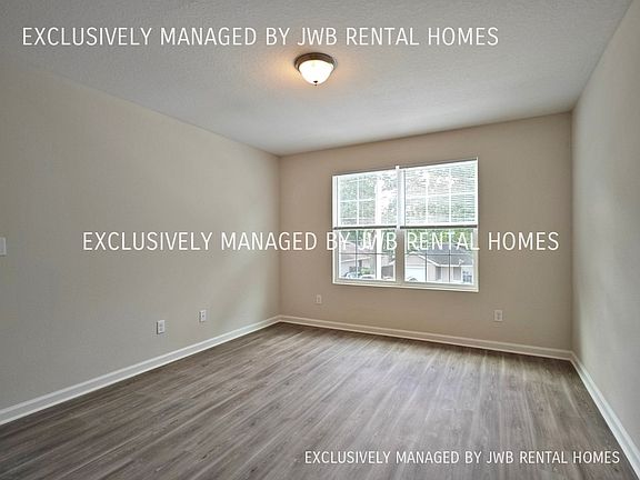 2nd image of 8945 India Ave