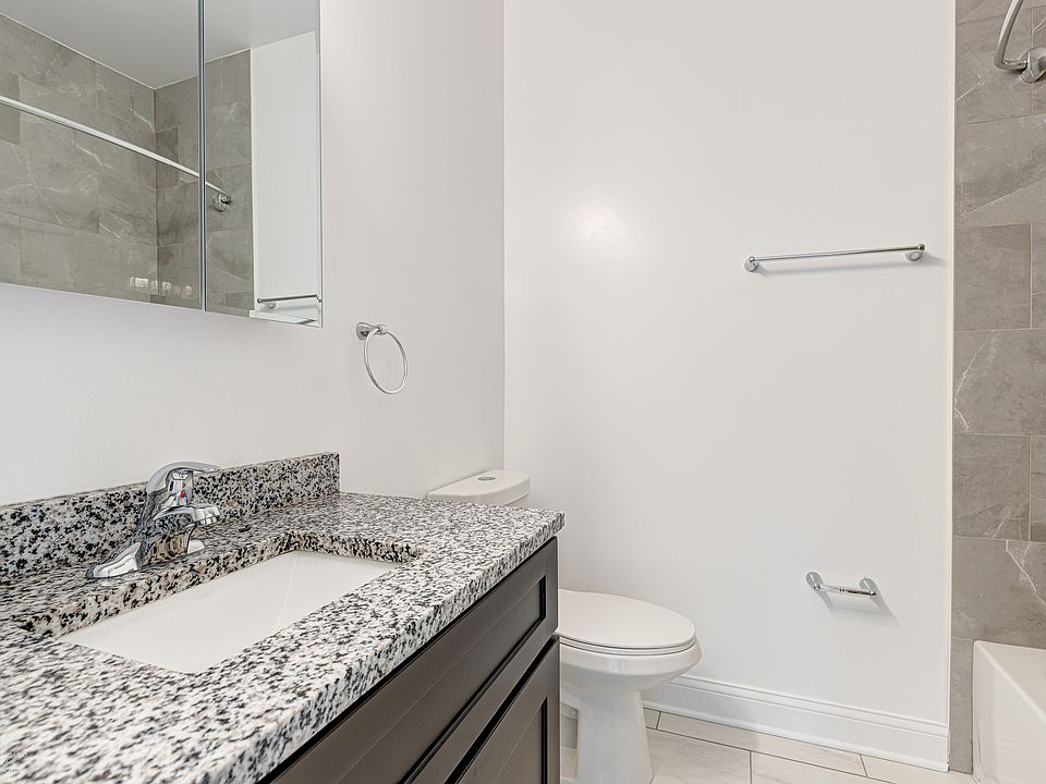 4401 N Keeler - Unit 2E_014_10272022