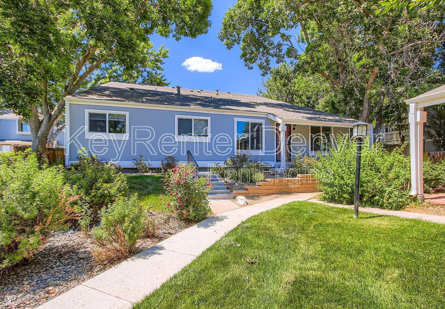 3 bed, 2.0 bath, 1128 sqft, $2,250 — Photo 1