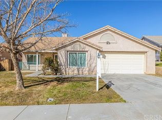 3409 Topgun St, Rosamond, CA 93560