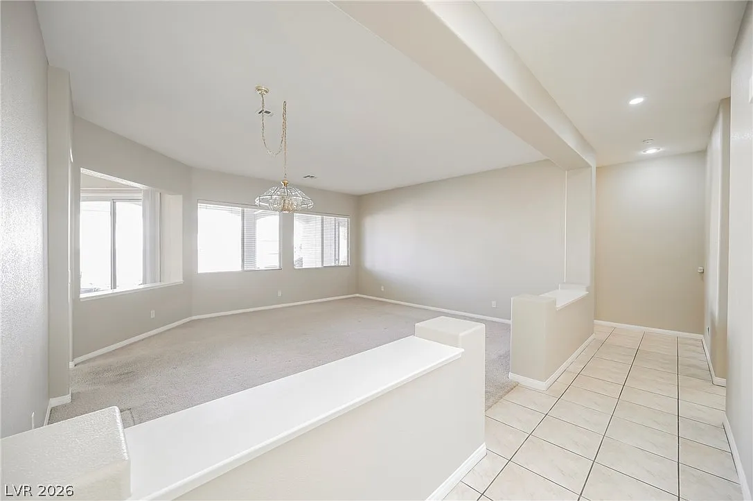 3 bed, 2.5 bath, 2553 sqft, $2,834 — Photo 4