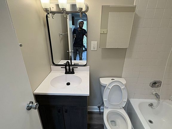 4th image of 1729 W Chariot Ct APT 3A