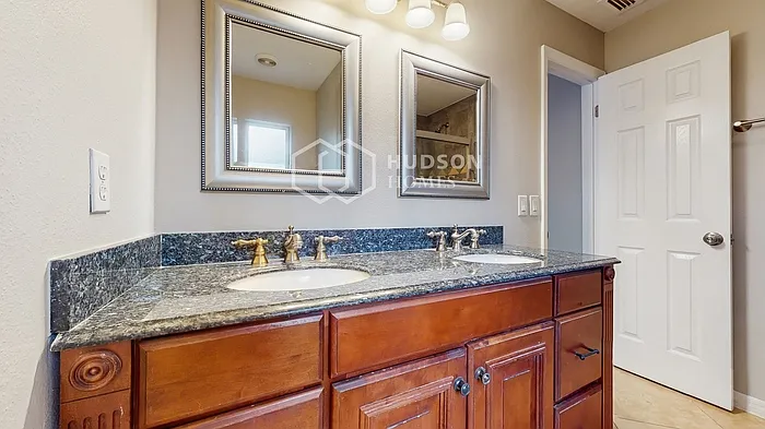 7719 Clubhouse Estates Dr — Photo 18