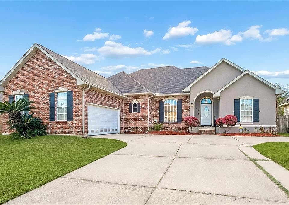 1st image of 207 Spartan Loop