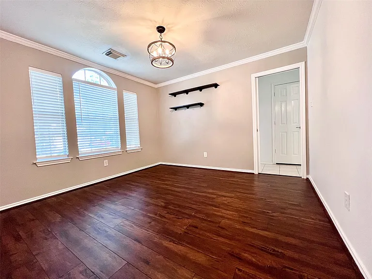67 N Merryweather Cir — Photo 3