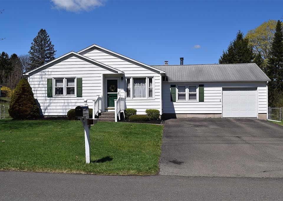 1st image of 14 Standish Dr