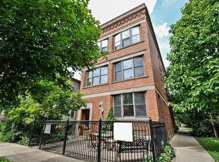 2200 W Cullom Ave APT 3, Chicago, IL 60618