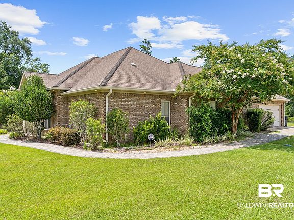 4th image of 26053 Chatelaine Rd