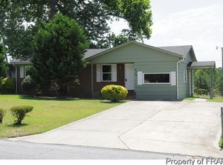 2514 E Brinkley Dr, Spring Lake, NC 28390