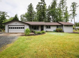 25869 Vera Ln, Veneta, OR 97487
