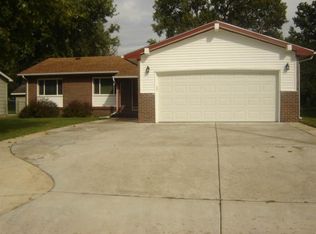 4312 N Edgemoor Dr, Wichita, KS 67220
