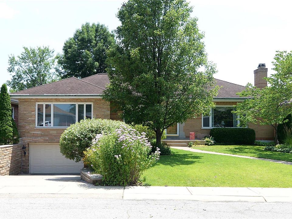 1st image of 5950 Bishops Pl