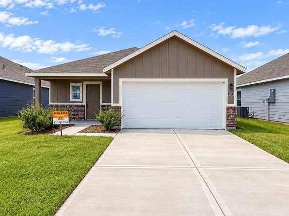 507 Oak Chase Ave, Dayton, TX 77535