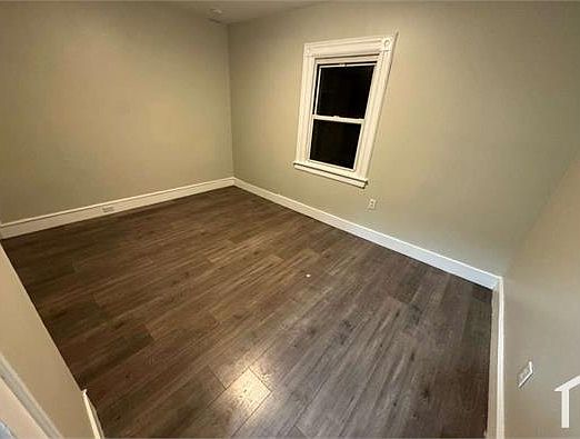 3rd image of 78 N 19th St APT 2