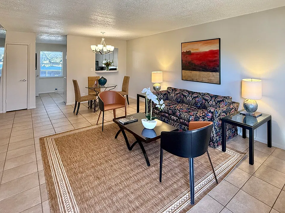 605 Avenue G #605D