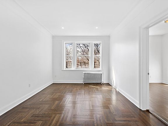 3rd image of 137 Kensington Ave APT 506