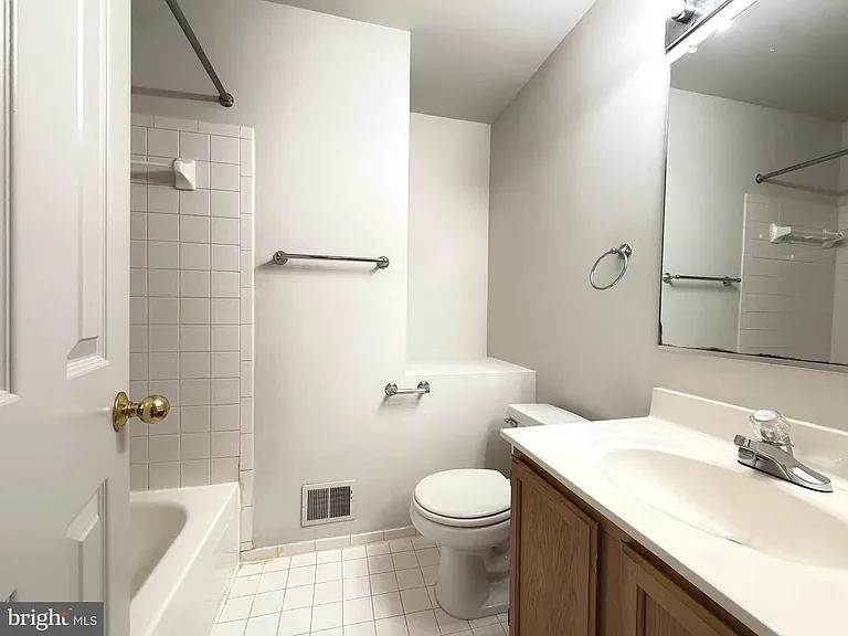 188 Pinecove Ave — Photo 12