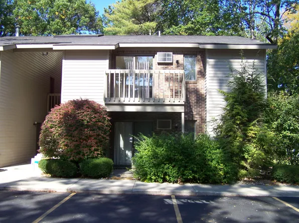 Munson Court Apartments, 414-417-426 Munson Pl #414-104, Traverse City, MI 49686