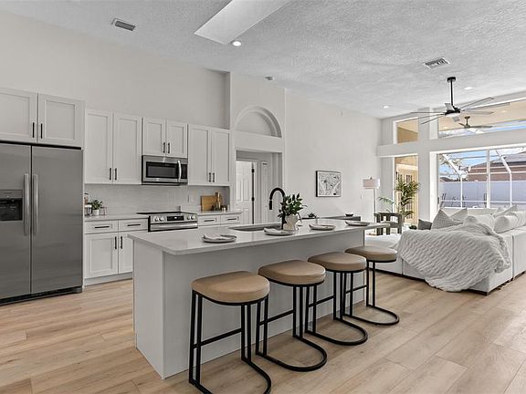 4th image of 1734 Powder Ridge Dr