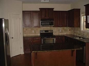 3rd image of 2116 Farmdale Ct