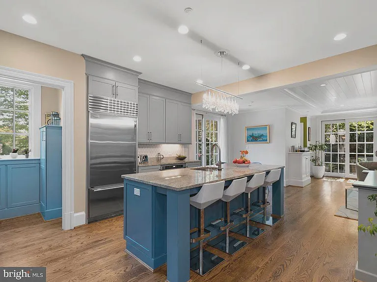 4400 Elm St — Photo 12
