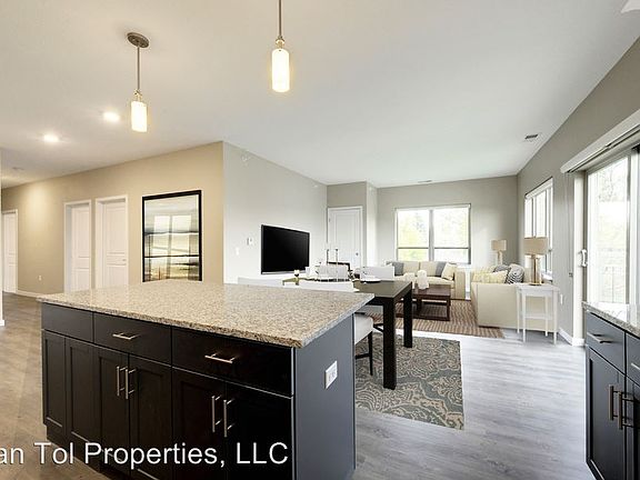 3rd image of 1050 Marsh St Unit 126