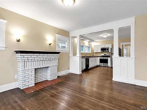 2nd image of 552 Ontario St #2