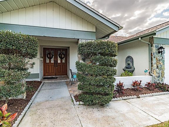 5th image of 11304 Marlee Ct