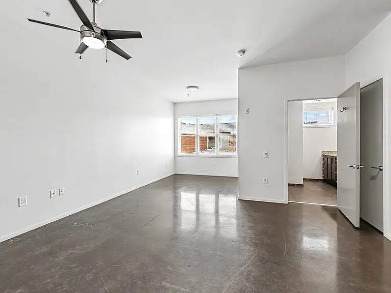 2100 Acklen Flats — Photo 21