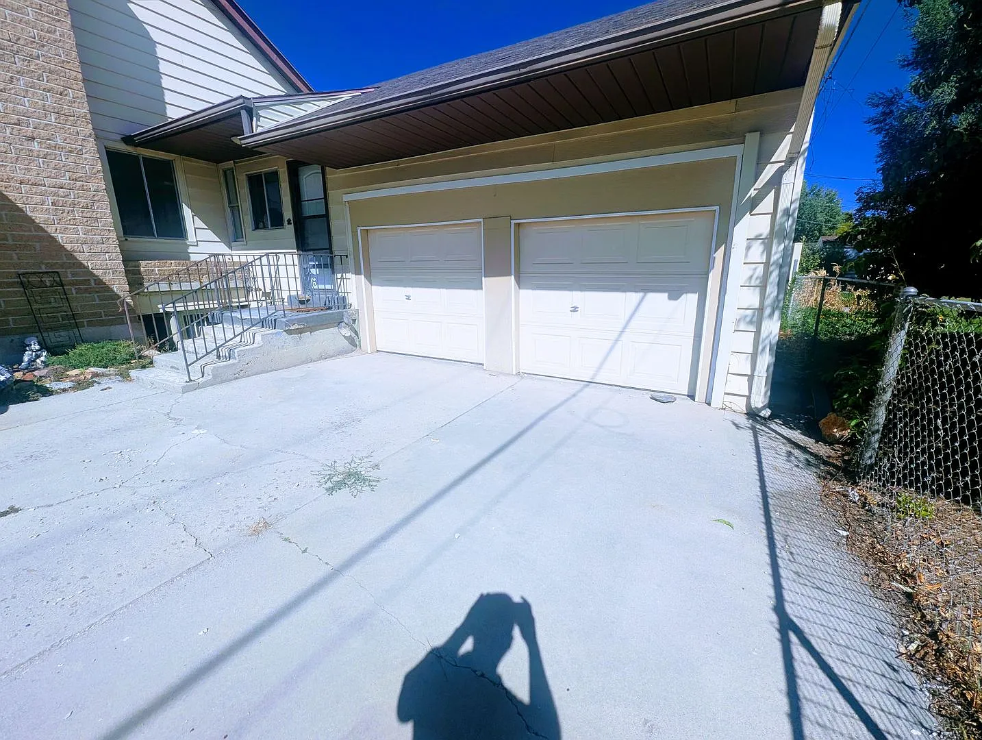 Spacious Gorgeous Home! — Photo 3