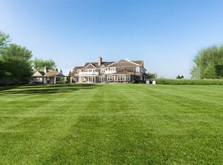 149 Mohawk Ave, Water Mill, NY 11976