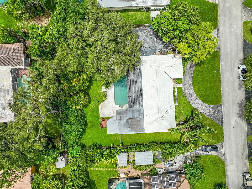 1st image of 14301 SW 73rd Avenue