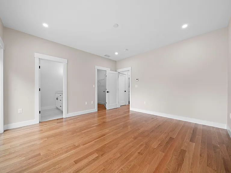 11 Jasset St #11 — Photo 22