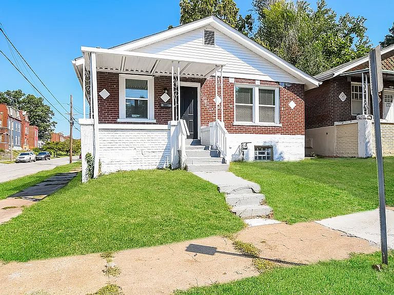1st image of 3112 Chippewa St