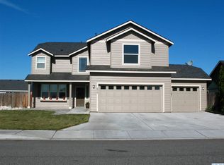 6010 Ochoco Ln, Pasco, WA 99301