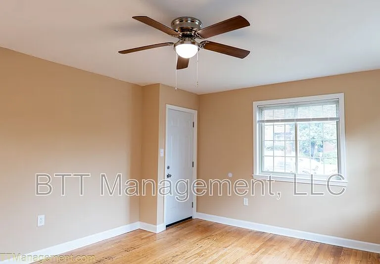 8712 Plymouth St #3 — Photo 4