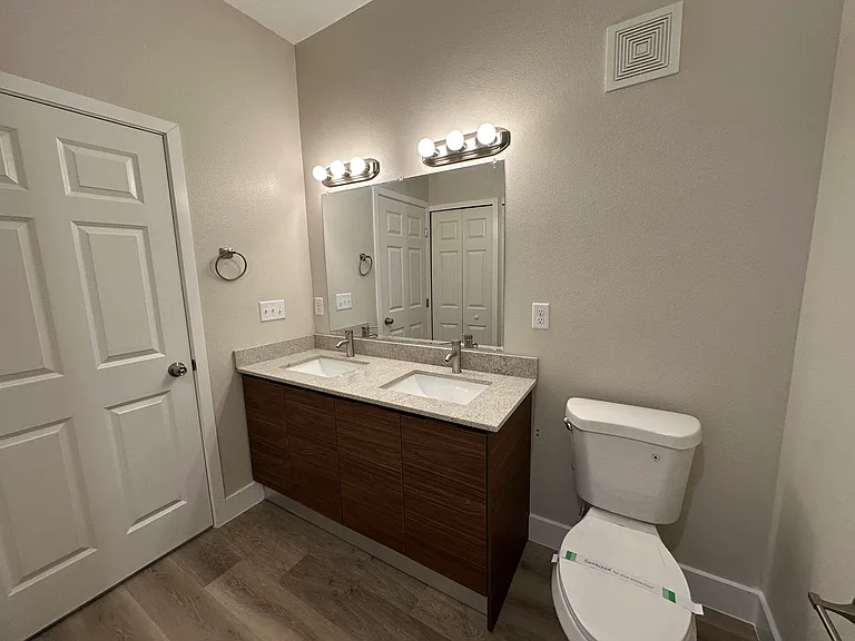 4424 S Texas Ave #1-106 — Photo 31