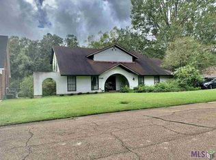 5988 S Pollard Pkwy, Baton Rouge, LA 70808