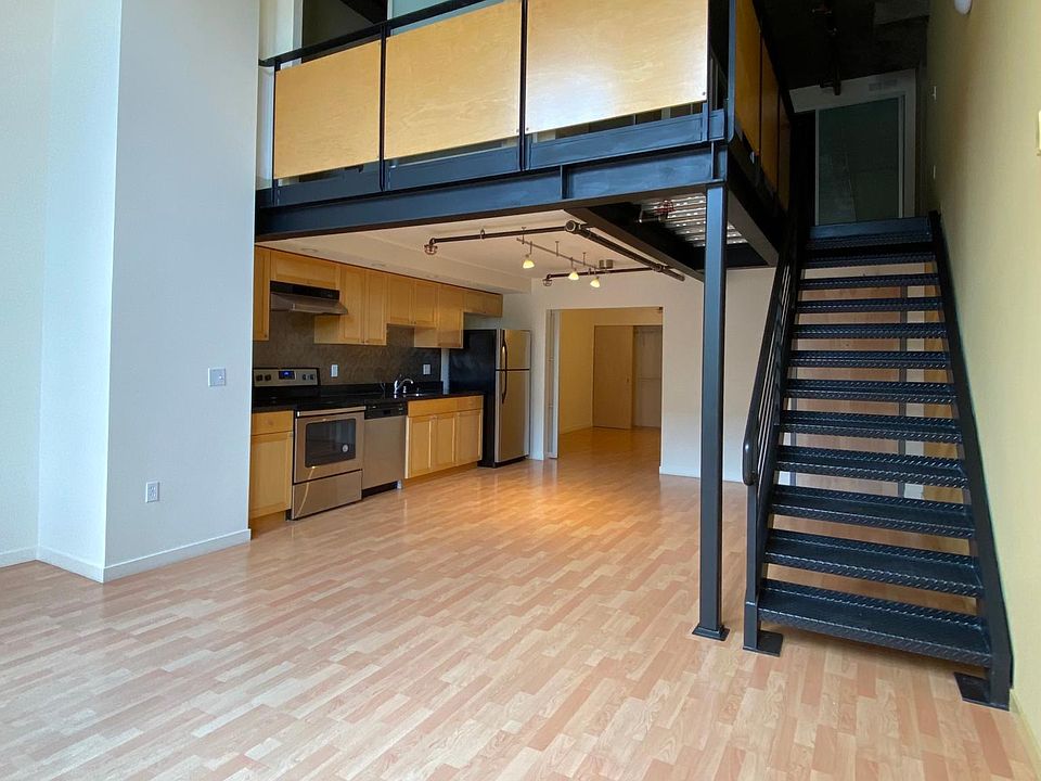 1st image of 168 Bluxome St